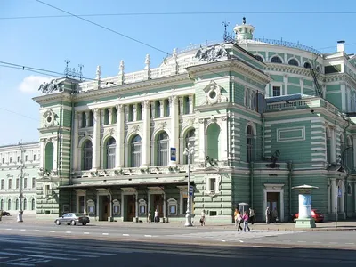 Здание Мариинского театра - Питерский двор