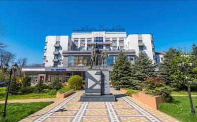 Marins Park Hotel Rostov / Маринс Парк Отель Ростов | RostovnaDonu