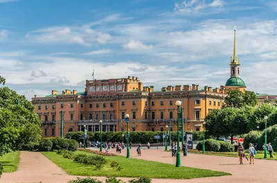 Марсово поле в Санкт-Петербурге — история, фото, вечный огонь, на карте,  памятники, отзывы, как добраться