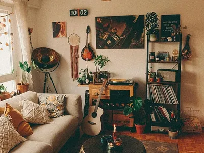 I would love to have a turntable and vinyl again. #mueblesdemadera | Retro  living rooms, Interior design, Home decor