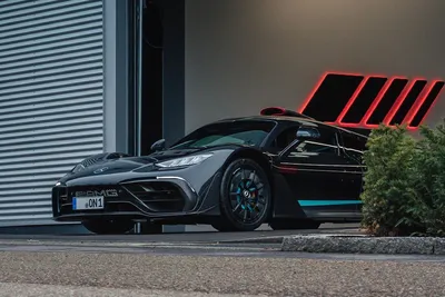 Mercedes-AMG ONE на заезде