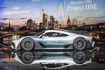 Mercedes-AMG ONE в разных цветах на фото 