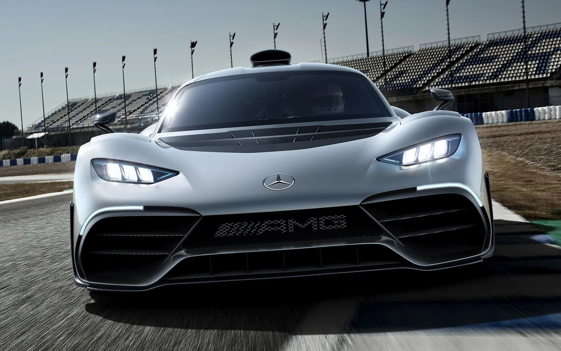 Hyper car. Mercedes AMG one 2021. Мерседес АМГ гиперкар. Mercedes AMG 1. Гиперкар Mercedes-AMG one.