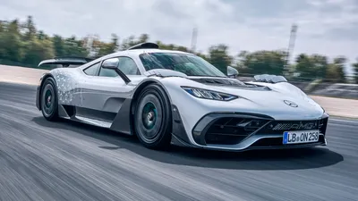 Mercedes-AMG ONE на треке