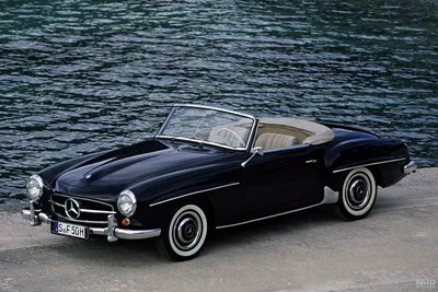 Фотография Mercedes-Benz 190SL с бокового ракурса