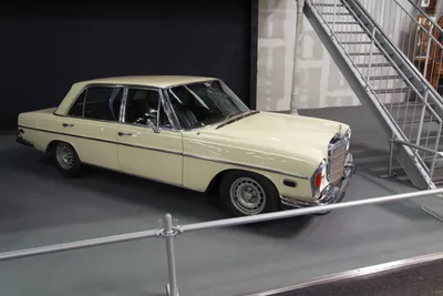 Изображение Mercedes-Benz 300SEL 6.3 в качестве коллекционной машины