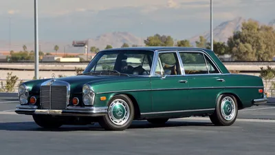 Картинка Mercedes-Benz 300SEL 6.3: на фоне гор