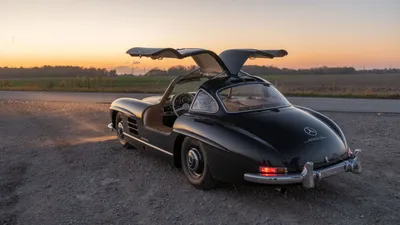 Потрясающий Mercedes-Benz 300SL