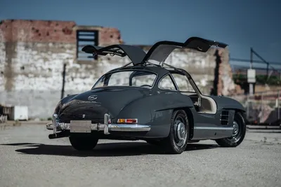 Mercedes-Benz 300SL: идеальный выбор для любителей ретро-автомобилей