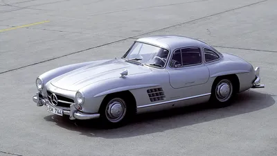 Фотография красивого Mercedes-Benz 300SL