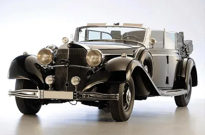 Фото легендарного Mercedes-Benz 770