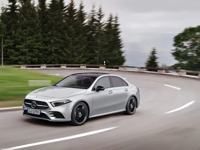 Mercedes-Benz A-класс: фото с эффектом глубины и объема