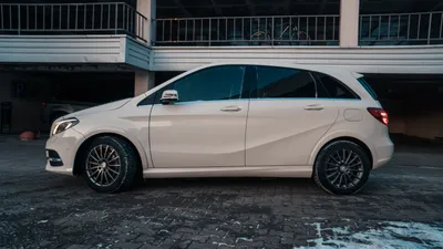 Фото Mercedes-Benz B-класса с камерой заднего вида