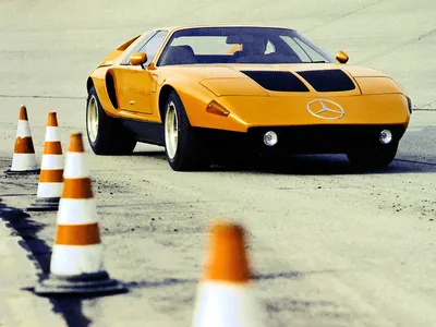 Mercedes-Benz C111 на автосалоне