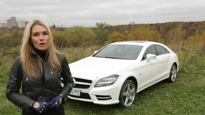 Изображение Mercedes-Benz C218 с эффектом размытия