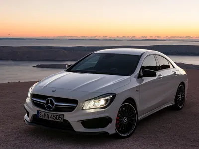 Фото Mercedes-Benz CLA-класс с кожаным салоном