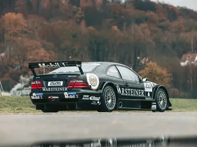 Изображение Mercedes-Benz CLK DTM AMG на стенде