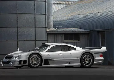 Фотографии Мерседес-Бенц CLK GTR с птичьего полета