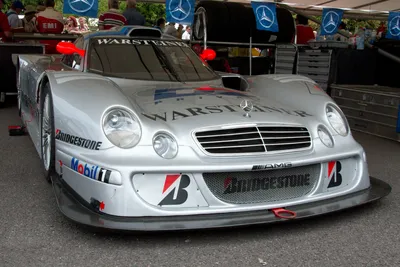 Картинки Мерседес-Бенц CLK GTR с логотипом Mercedes-Benz