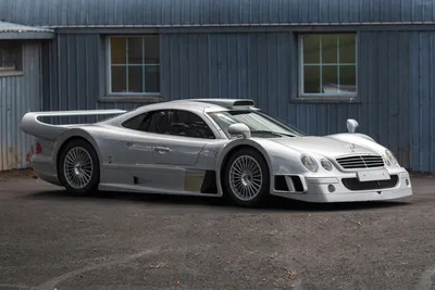 Mercedes-Benz CLK GTR: великолепная картинка для рабочего стола