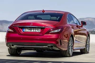 Серебристый Mercedes-Benz CLS-класс: фото высокого разрешения