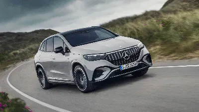 Новый электромобиль Mercedes-Benz EQE SUV на фото