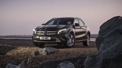 Фото Mercedes-Benz GLA-класс: белый цвет