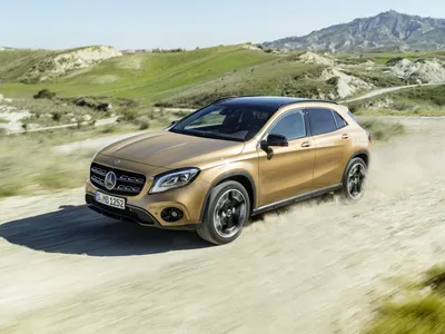 Фото Mercedes-Benz GLA-класс: в движении