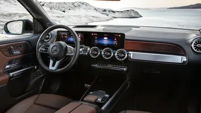 Mercedes-Benz GLB-класс на фото: выбирайте цвет