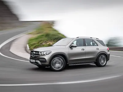 Фото Mercedes-Benz GLE-Класс (V167) на фоне города