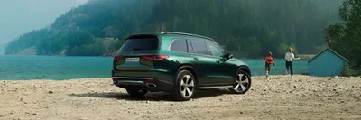 Новый Mercedes-Benz GLS-класс: фото высокого качества