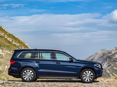 Фото Mercedes-Benz GLS-класса с панорамной крышей