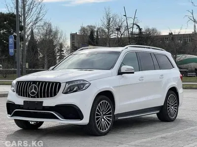 Изображения Mercedes-Benz GLS-класса с салоном в коже