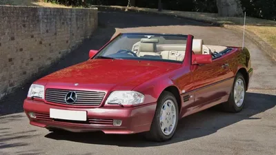 Красивый экстерьер Mercedes-Benz R129