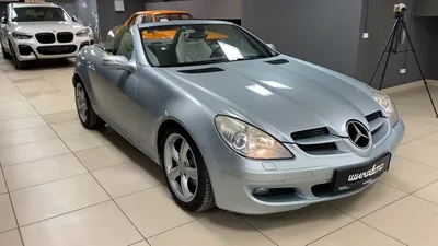 Mercedes-Benz R171: изображение на задний фон