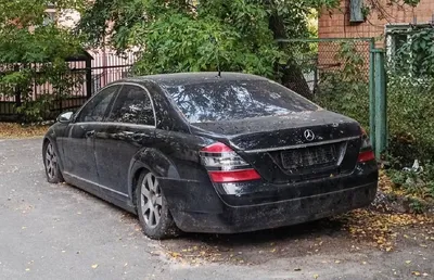 Фотографии Mercedes-Benz SL73 AMG с разными типами сидений и рулевых колес