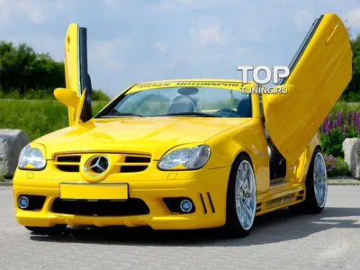 Фото Mercedes-Benz SLK-класс на чистой дороге