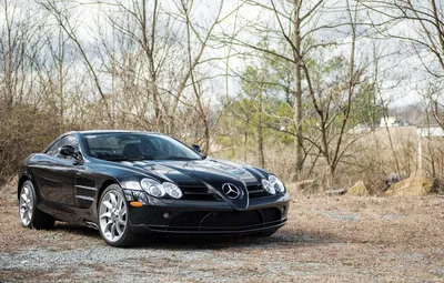 Изображение Мерседес-Бенц SLR McLaren с открытыми дверями