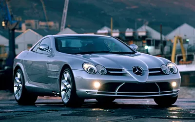 Mercedes-Benz SLR McLaren: Фотографии для фанатов марки