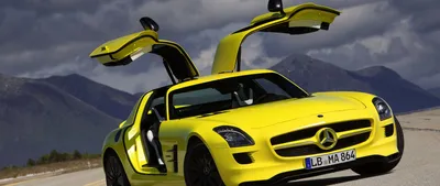 Mercedes-Benz SLS AMG с открытым верхом