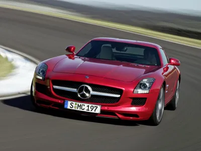 Mercedes-Benz SLS AMG: фото с максимальным разрешением