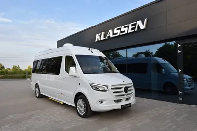 Фото Mercedes-Benz Sprinter сбоку