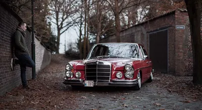 Фото Mercedes-Benz W108 с разных ракурсов