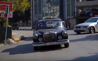 Фото Mercedes-Benz W110 во время дождя