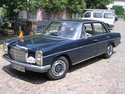 Картинка Mercedes-Benz W110 сбоку