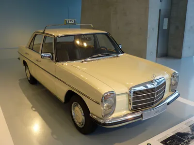 Картинки Mercedes-Benz W113: красота и функциональность в одном автомобиле