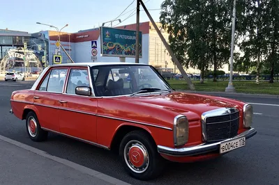 Фото Mercedes-Benz W114/W115 для скачивания