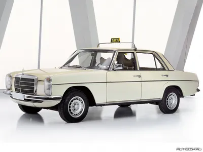 Фото Mercedes-Benz W114/W115 с интересными деталями