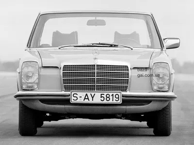 Mercedes-Benz W114/W115 на фото: история и эволюция