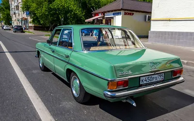 Изображения Mercedes-Benz W114/W115 для автомобильных блогов и журналов